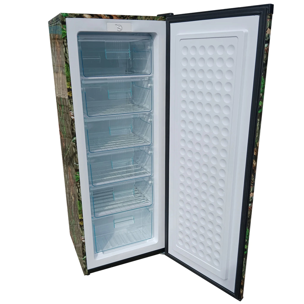 Mossy Oak 7-cu ft Manual Defrost Upright Freezer (Camouflage)