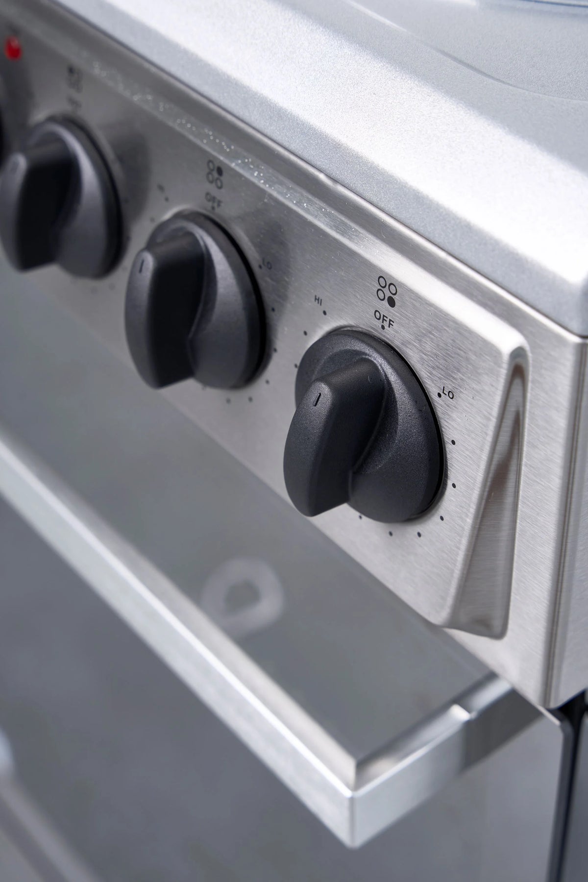 Premium Levella 20" Freestanding Electric Range with 4 Burners and 2.1 Cu. Ft. Oven Capacity