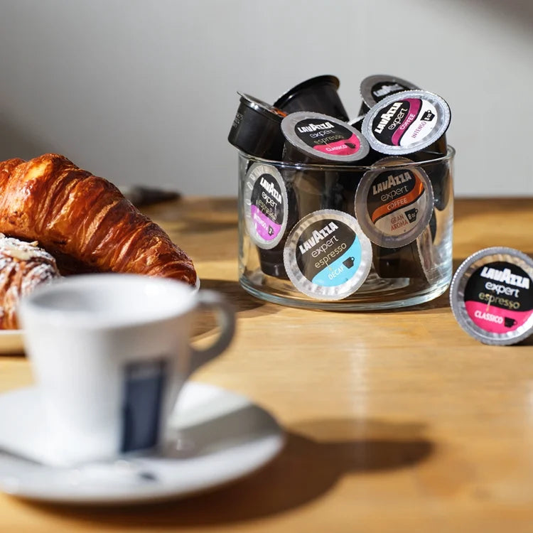 Lavazza Classy Plus Espresso and Coffee Machine, Expert Capsule Compatibility
