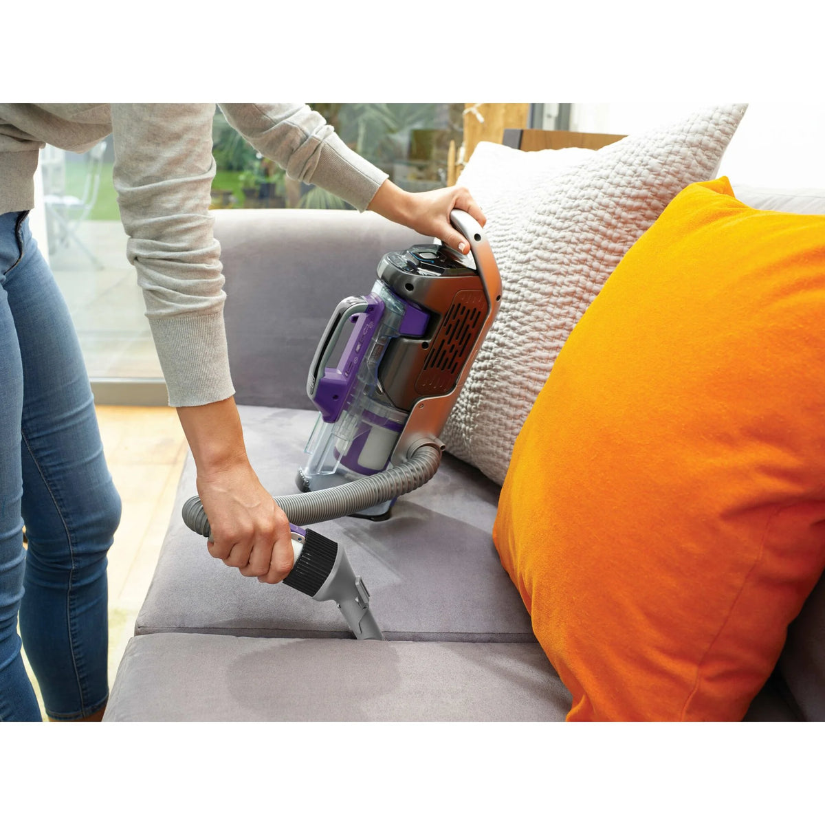 BLACK+DECKER  20V Cordless Upright Vacuum, (HCUA525JPK)