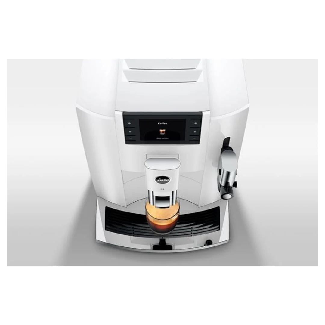Jura E8 Automatic Espresso Machine | 17 Recipes | Piano White | 15683