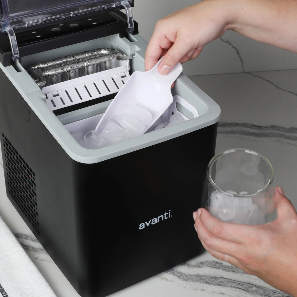 Avanti Mighty Ice 26lb. Countertop Bullet Ice Maker, in Black (AVIM2625BK)
