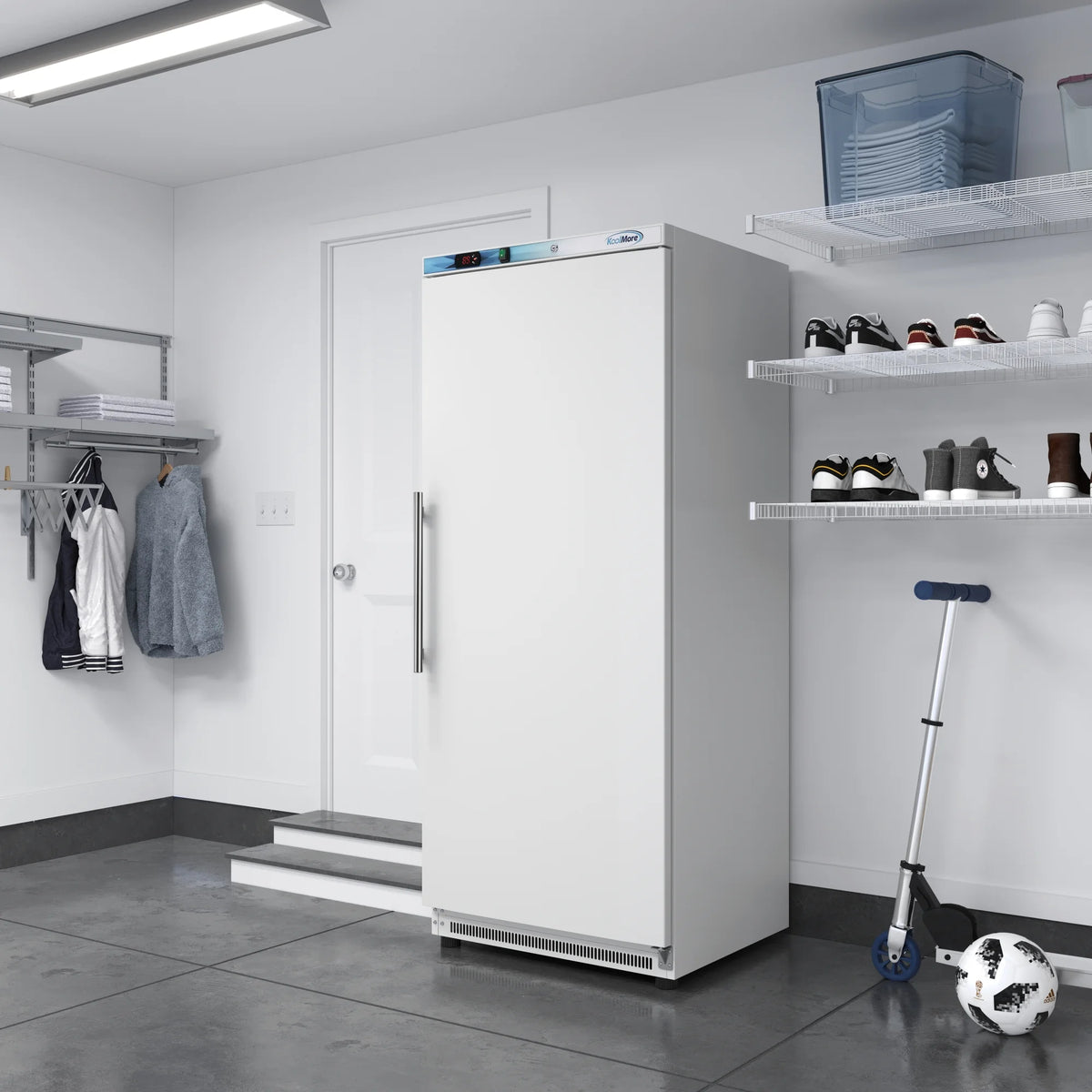 12 Cu. ft. Commercial Reach in Freezer in White Manual Defrost (KM-FMD12WH)