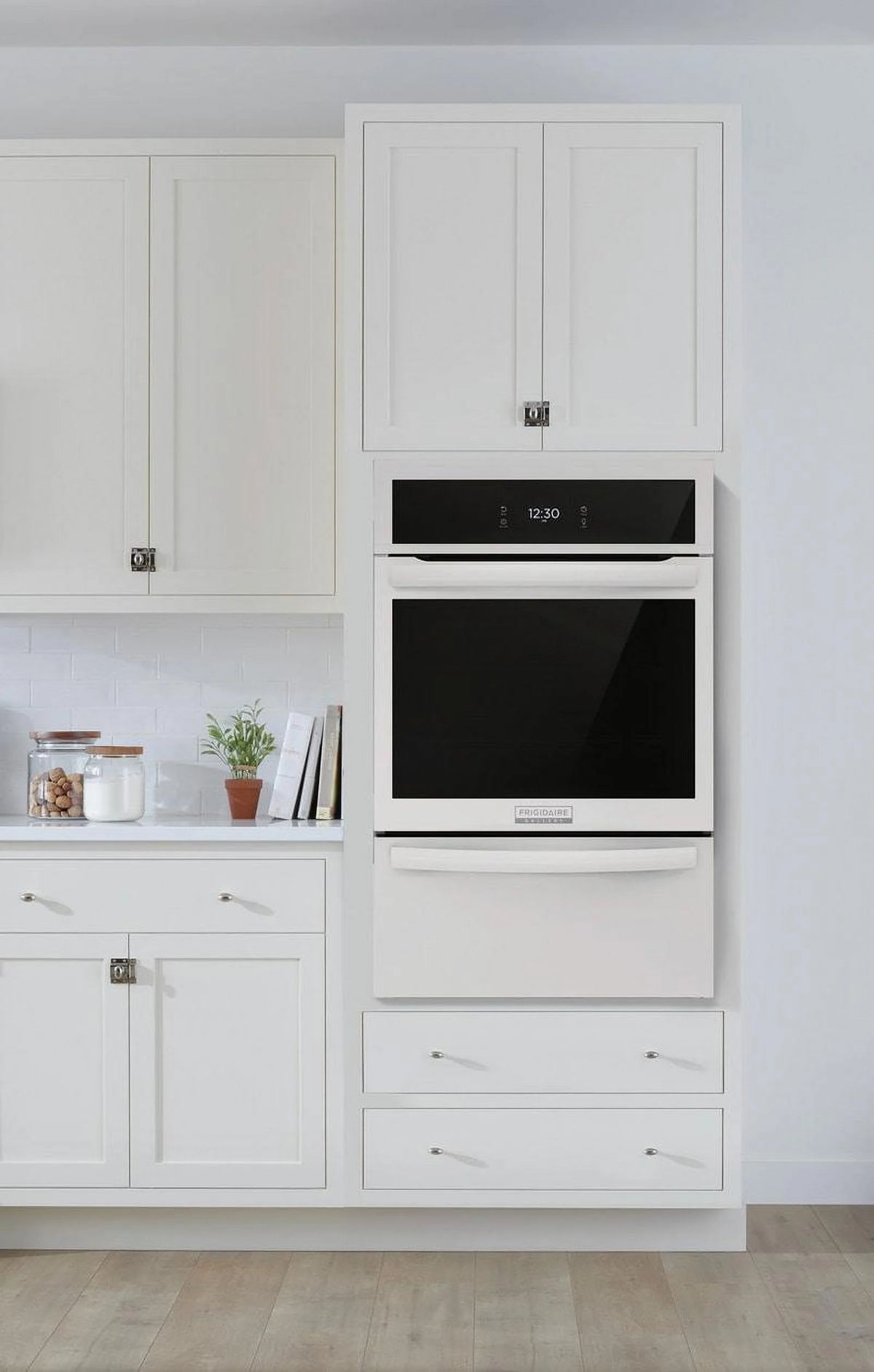 FRIGIDAIRE GCWG2438AW  WALL OVEN (GAS) White