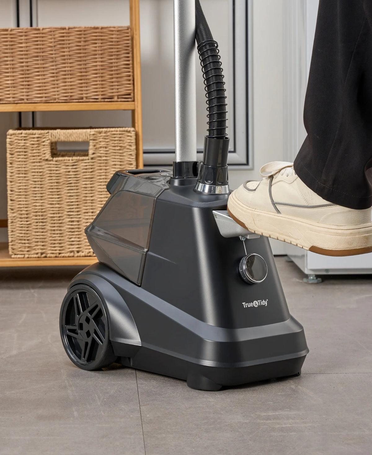 True & Tidy? SX3 Heavy-Duty Industrial Garment Steamer with Foot Pedal Control and 3 Steam Settings