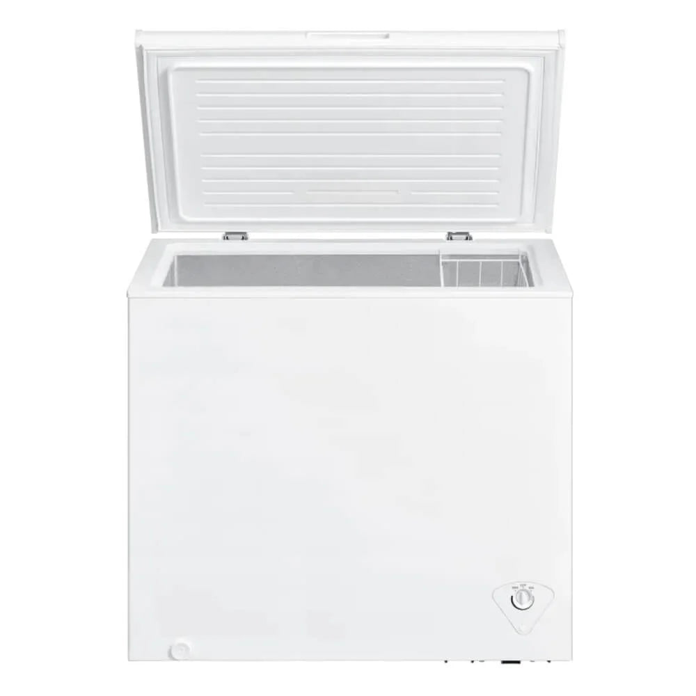 Element 7.0 cu. ft. Chest Freezer - White (ECF70MD1BW)