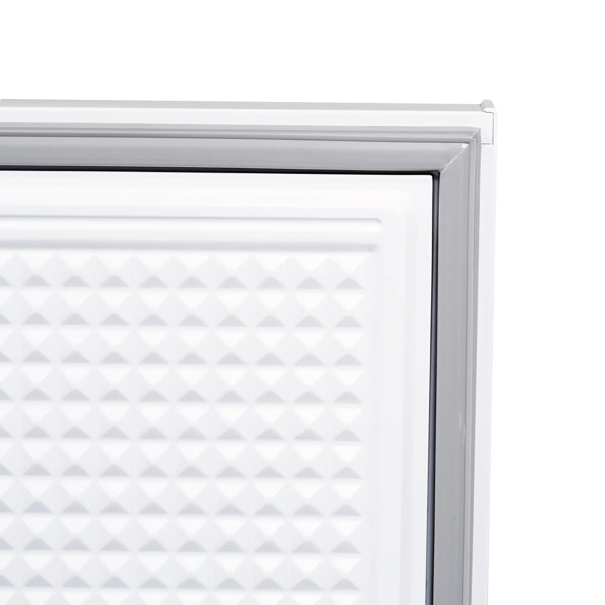 Professional Series 7 Cu Ft Manual Defrost Chest Freezer