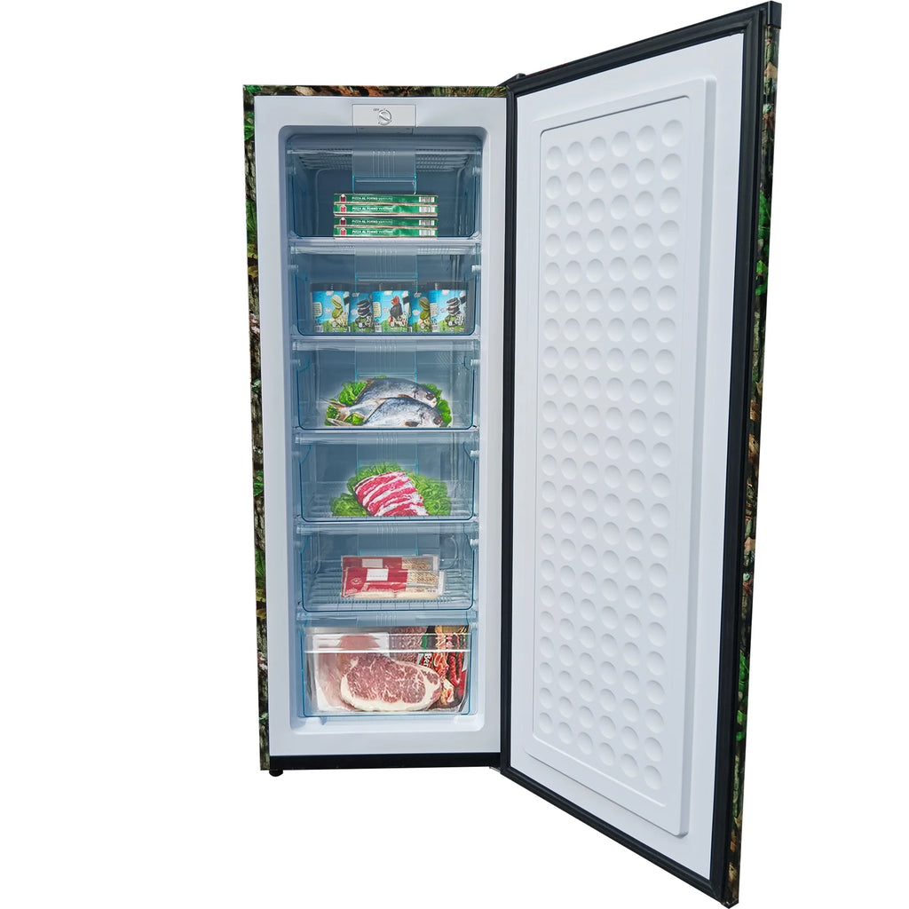 Mossy Oak 7-cu ft Manual Defrost Upright Freezer (Camouflage)