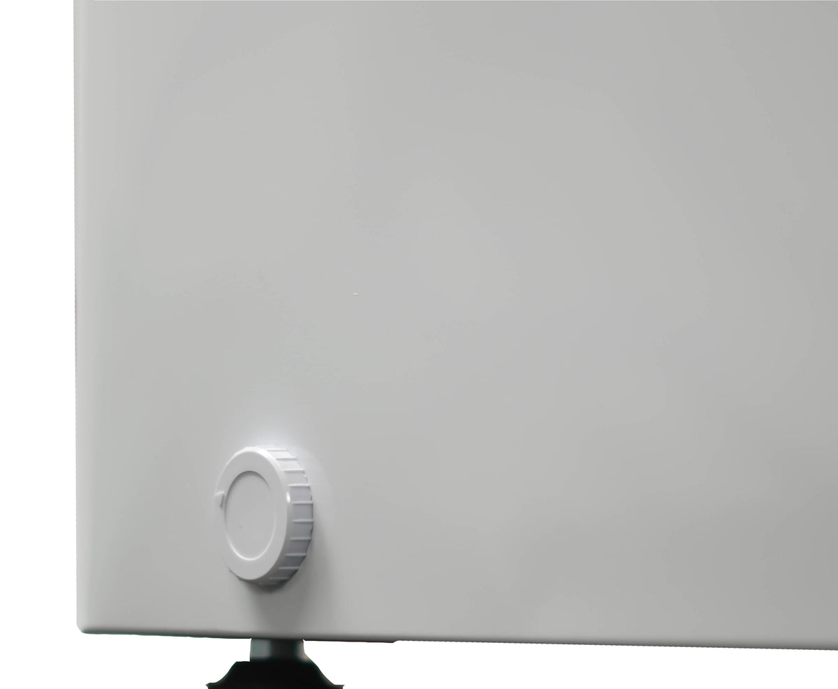 Danby 5.5 cu. ft. Chest Freezer in White