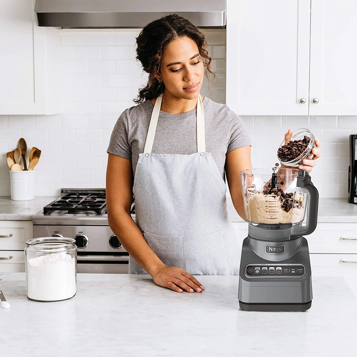 Restored Ninja BN601 Plus Food Processor 1000 Watts Autoiq, Chop Slice Shred, 9Cup Silver Stainless (Refurbished)