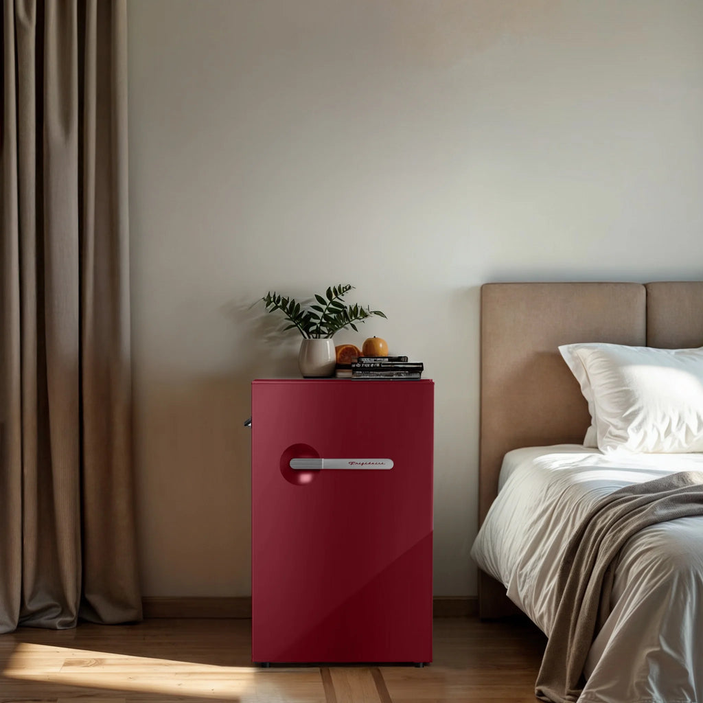 Frigidaire 4.5 cu. ft. retro compact fridge built-in side bottle opener W: 21.65" x L: 22.24" X H: 32.91" (Azure)