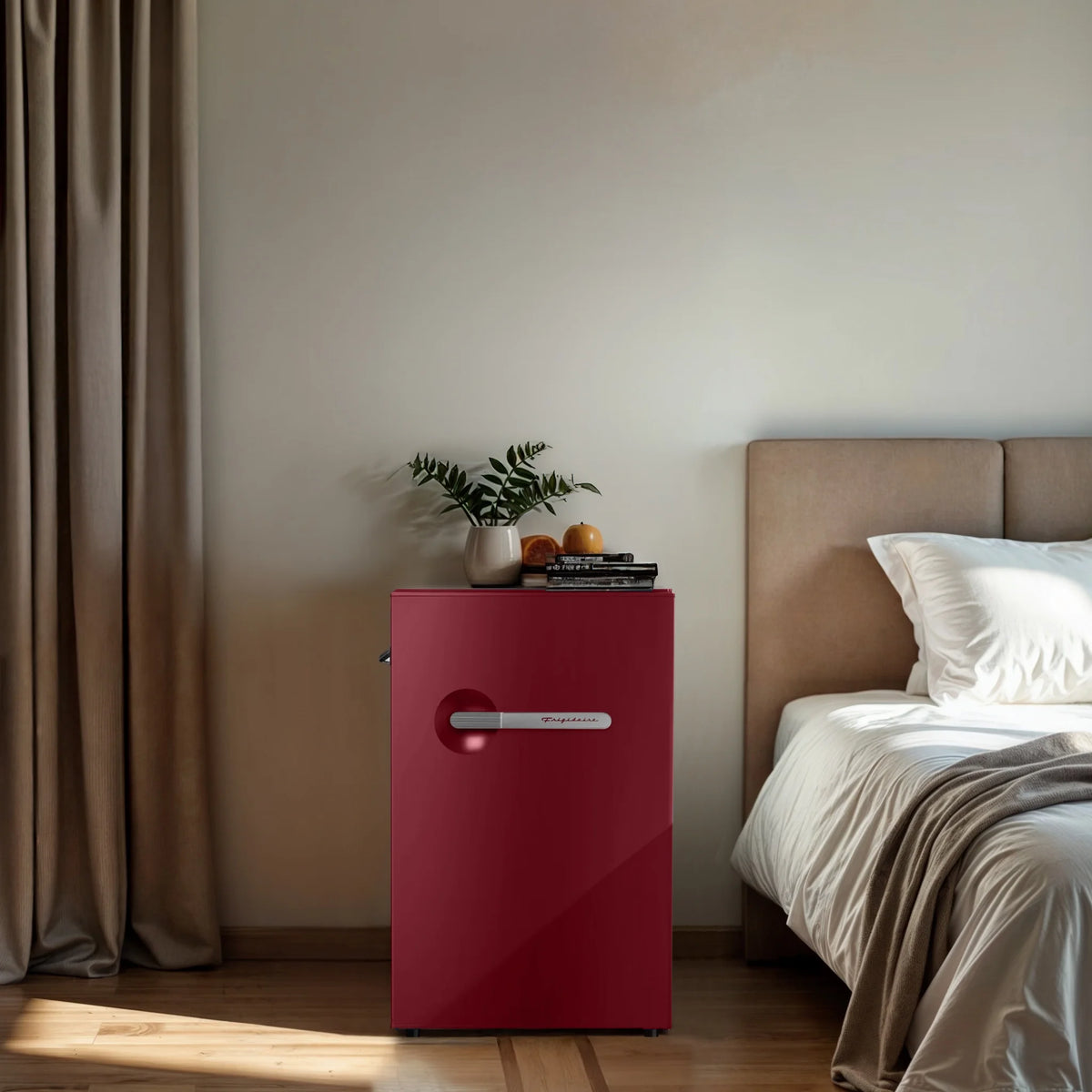 Frigidaire 4.5 cu. ft. retro compact fridge built-in side bottle opener W: 21.65" x L: 22.24" X H: 32.91" (Azure)