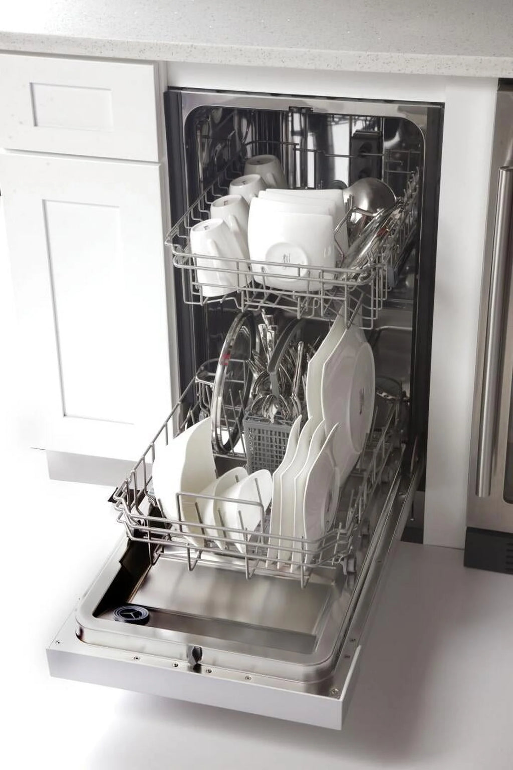 Kucht Professional 18" Stainless Steel Front Control Dishwashers in Silver