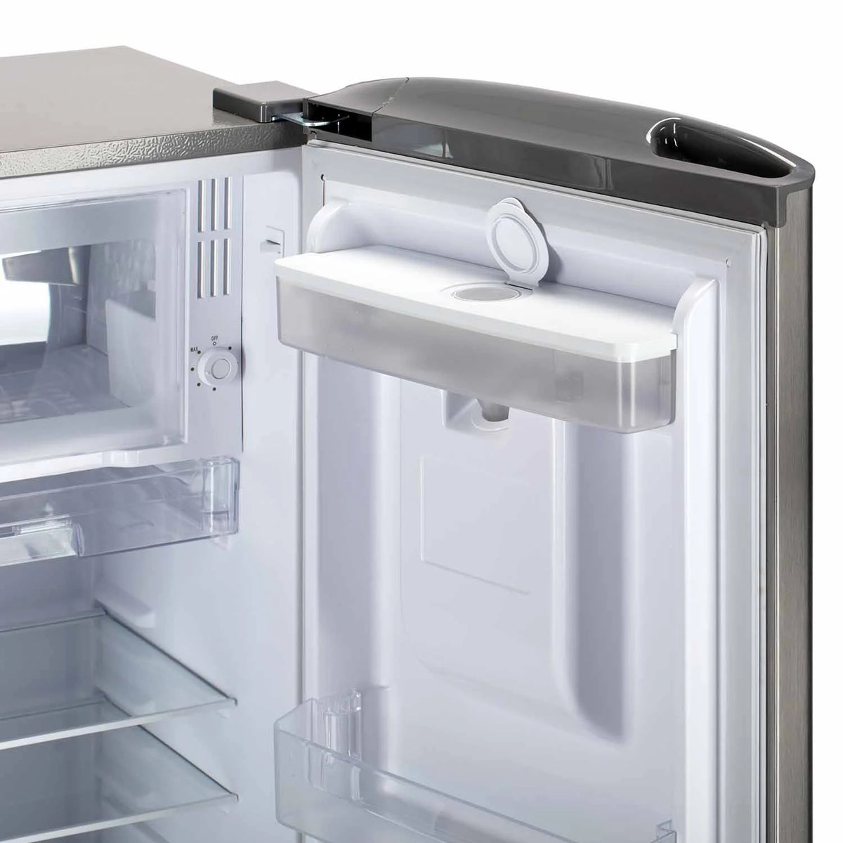 Farberware 6.2cu ft Refrigerator, with Water Dispenser, Stainless Steel Look