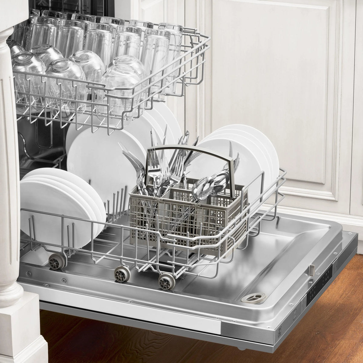 ZLINE DW-HH-H-24  Euro Style Dishwasher