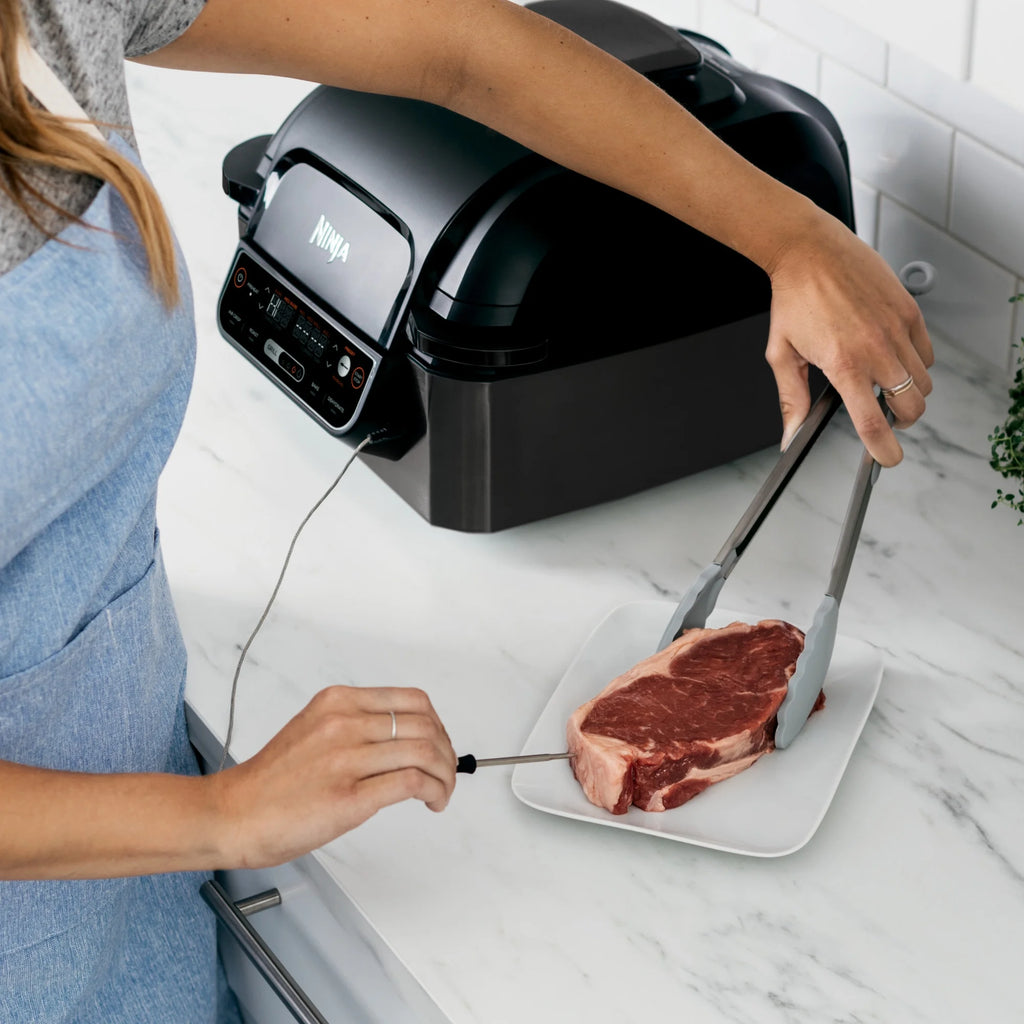 Ninja? Foodi? Smart 5-in-1 Indoor Grill with 4-Quart Air Fryer, Roast, Bake, Dehydrate, and Smart Cook System, LG451BK