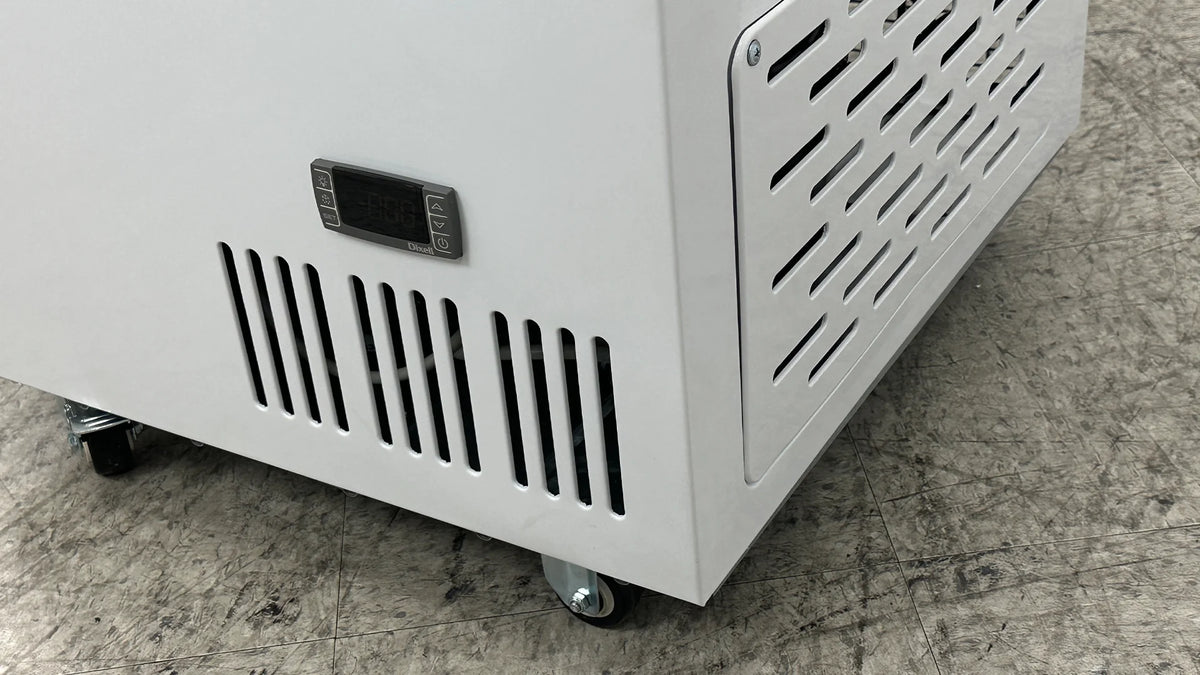 36 in. Laboratory Chest Freezer -122��F Ultra-Low Freezer NSF Certified